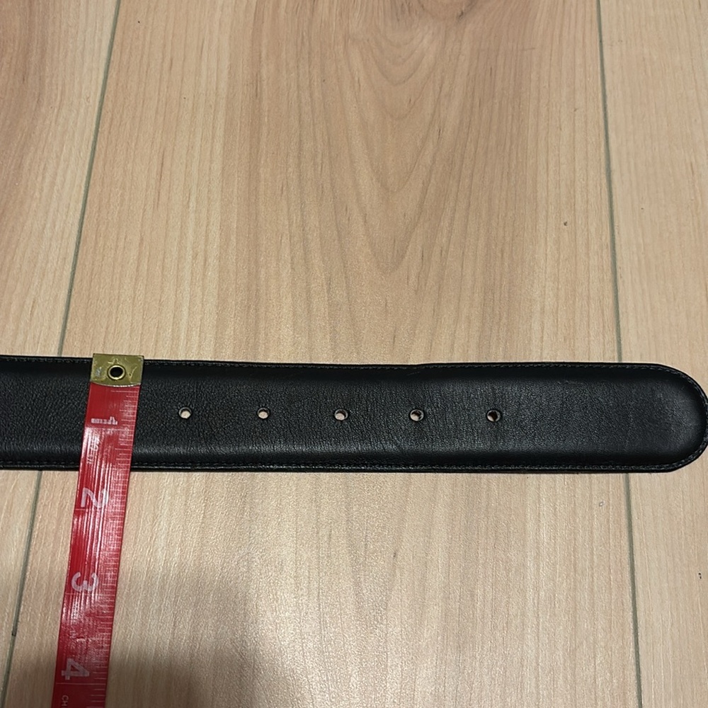 Coach Black Leather Belt Size Large. Brass Buckle. - Picture 5 of 6
